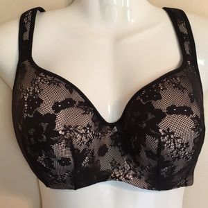 Beautiful Cacique black lace underwire bra